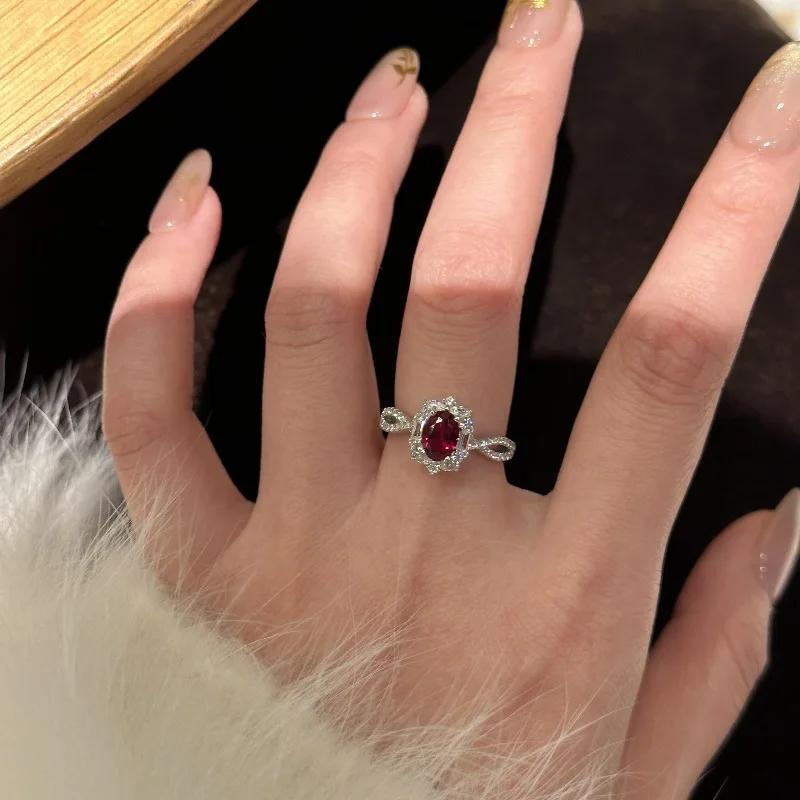 Vintage vintage Court style luxury ruby engagement ring inlaid Zircon simple red rings for women fine Zircon gift