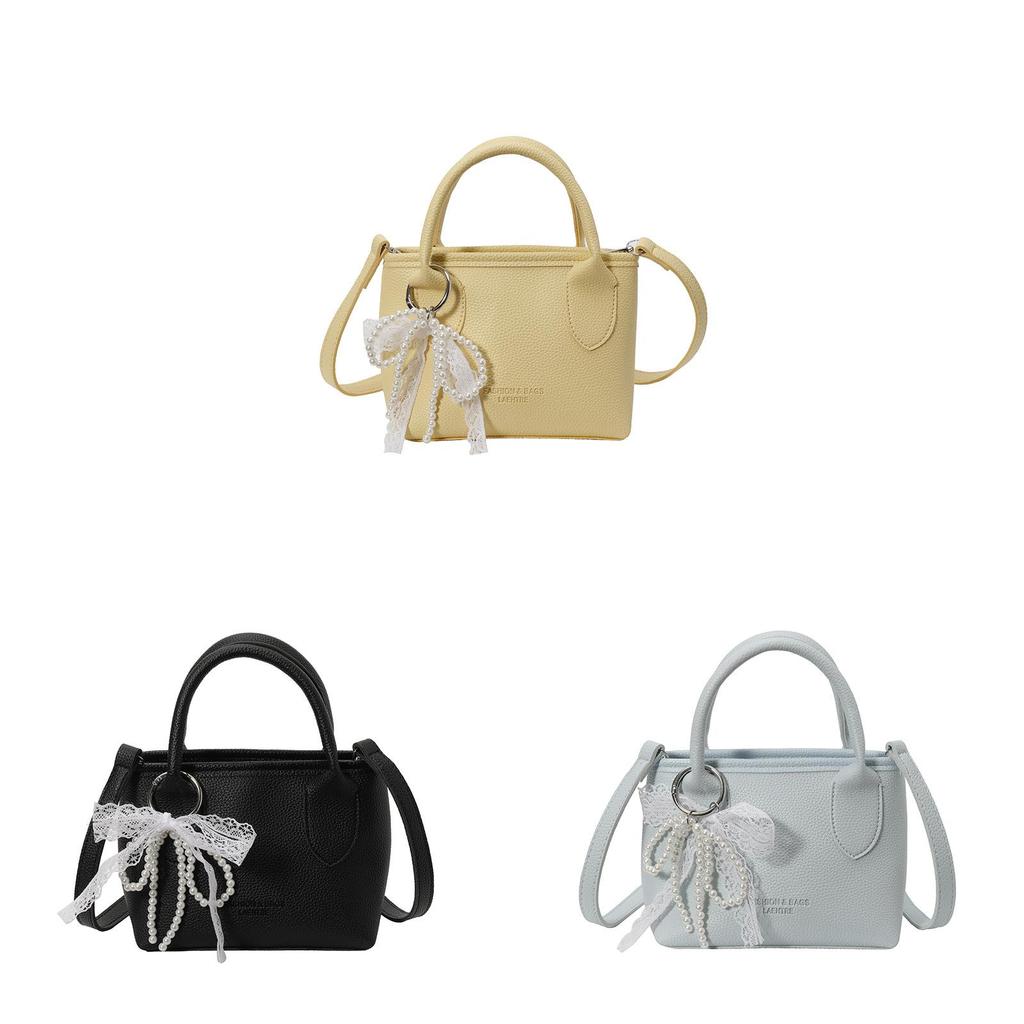 Minimalist Leather Shoulder Bag For Women With Stitching Details And Pearl Chain