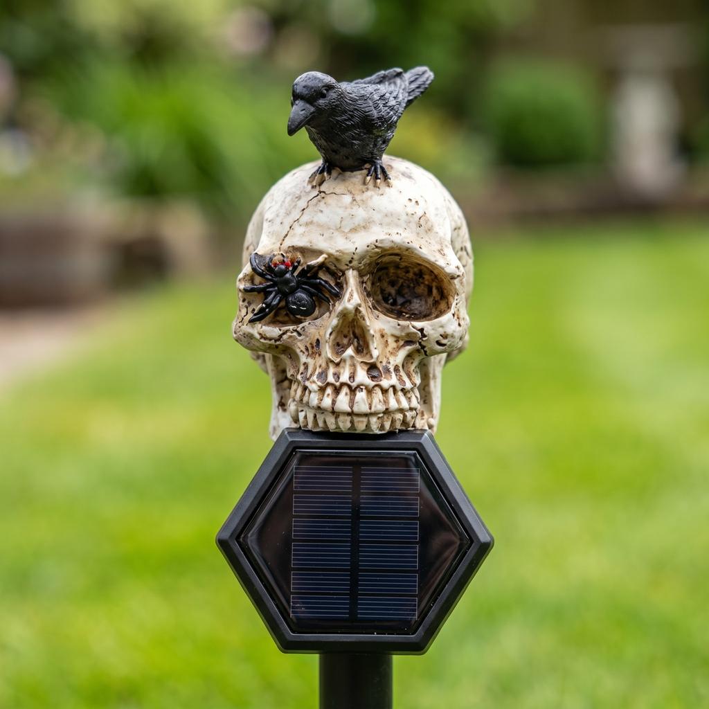 Solar Powered Skeleton Stake Light Resin Outdoor Garden Decoration with Pumpkin Design for Yard Pathway Lawn Patio Halloween Holiday Display