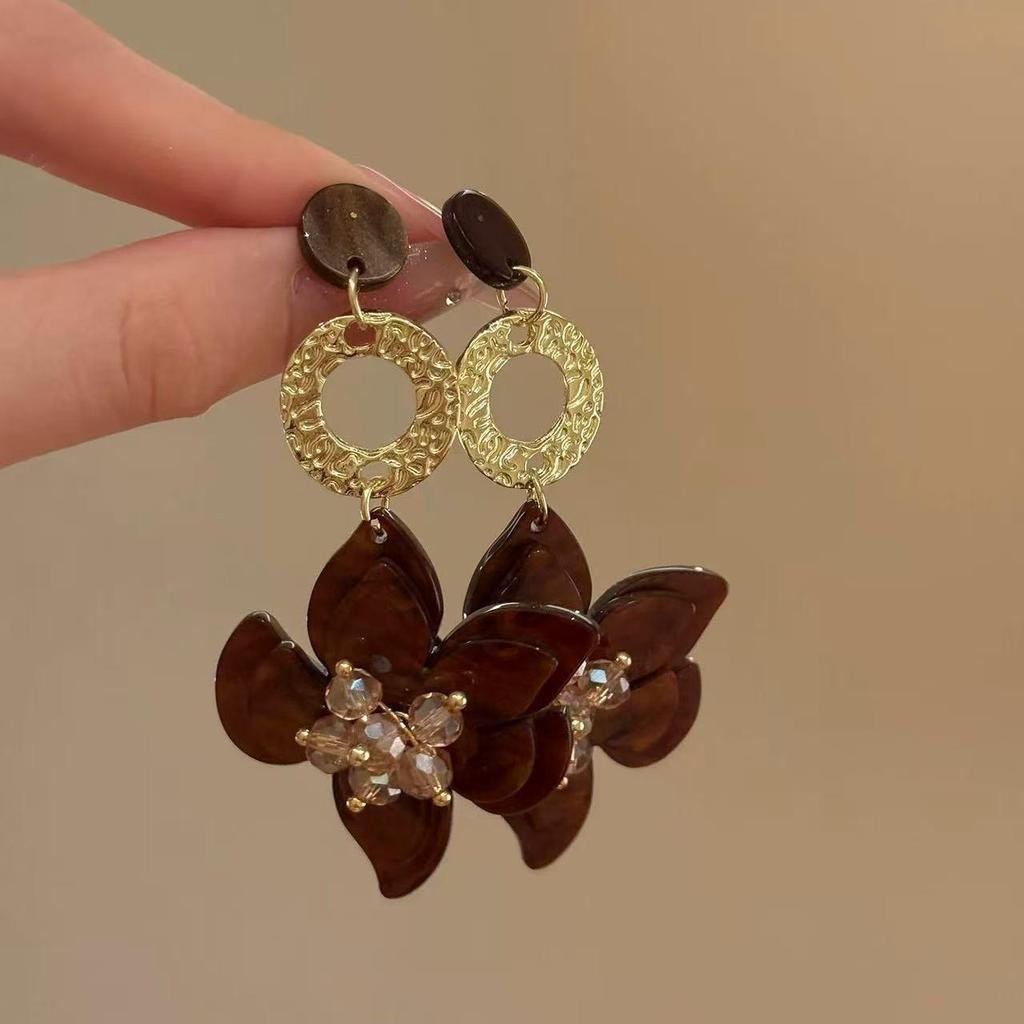 Silver Needle Tiger Eye Asymmetric Stud Earrings - Retro, Versatile & Luxurious High-End Accessory