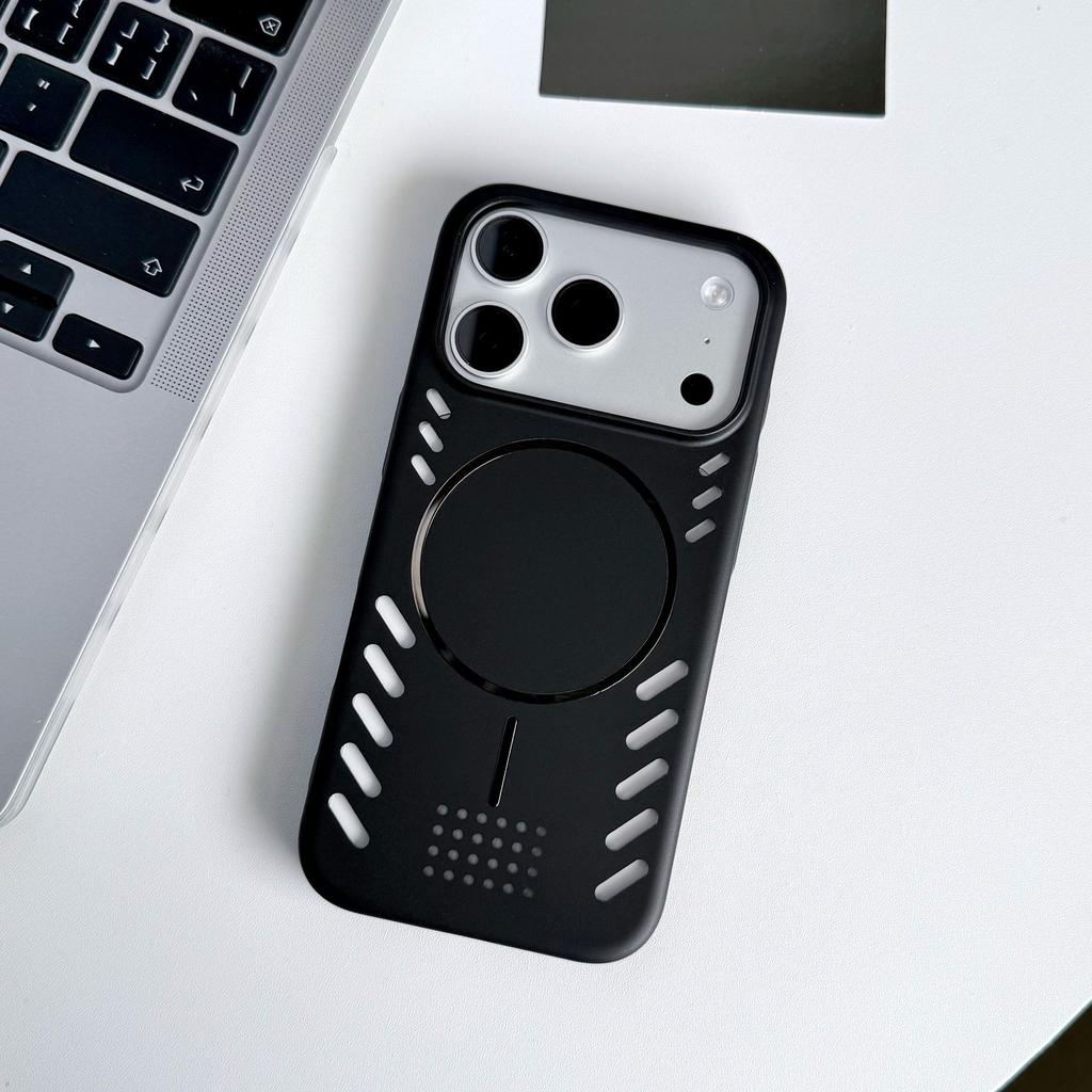 Pioneer heat dissipation magnetic suction hollow application iPhone17Pro metallic paint mobile phone case Apple 16 anti-drop protective case