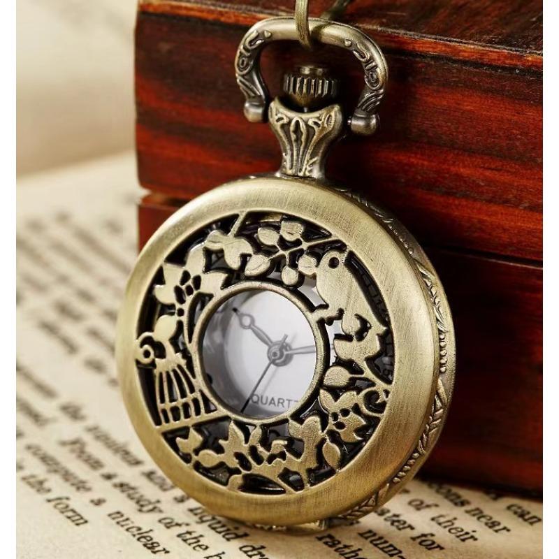Exquisite Bronze Pocket Watch with Small Heart-shaped Spider Web Shell Watch Necklace, Small Pocket Watch, Gift Pocket Watch Pendant Pocket Watch