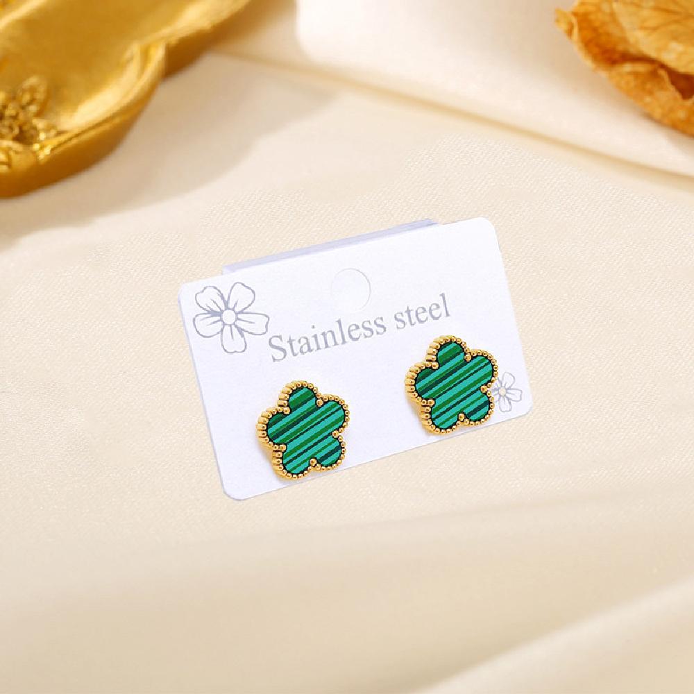 15MM Four-Leaf Clover Earrings Buckle Mother-Of-Pearl Full Radium Female Temperament Simple Earrings