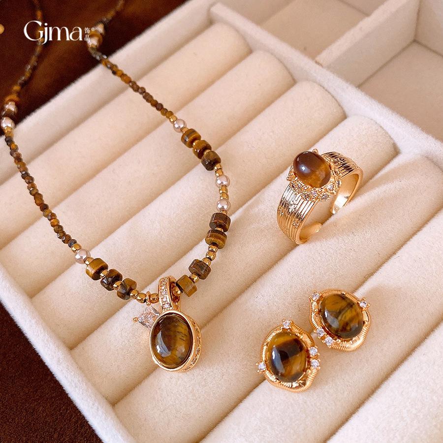 Vintage Maillard Style Square Zircon Tiger's Eye Necklace Accessories Women's Sweater Chain Necklace