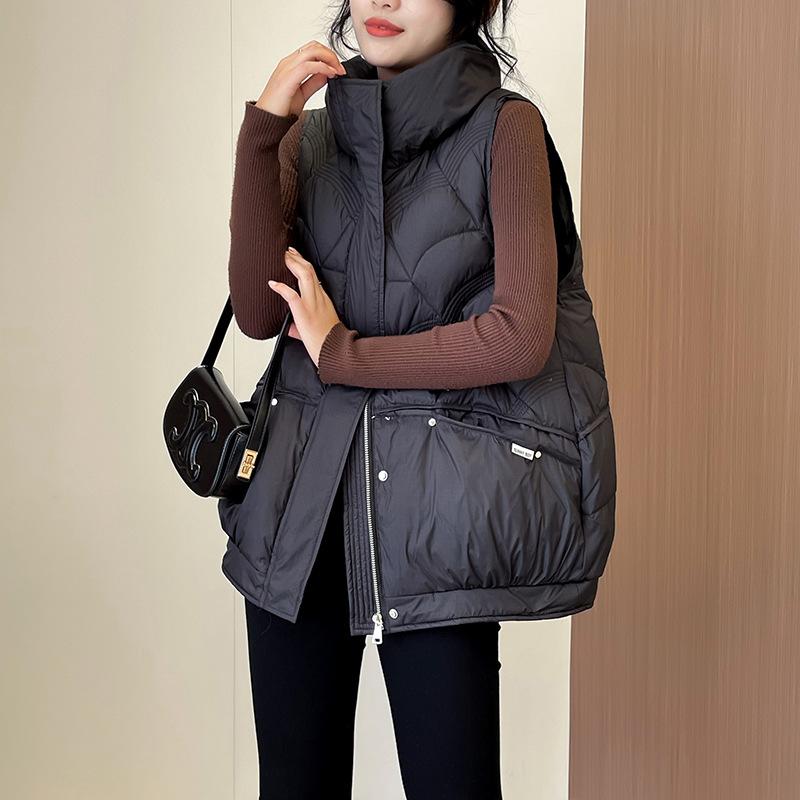 

Женский пуховый жилет из белого утиного пуха, верхняя одежда 2025 зима, новый дизайн корейской версии со стойкой, стеганый, теплый, жилет с узором «счастливое облако» S чёрный