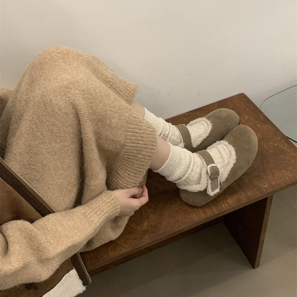 2025 Autumn and Winter New Round Head Thick-soled Matte Leather One-word Fluffy Warm Boken Casual Women's Shoes