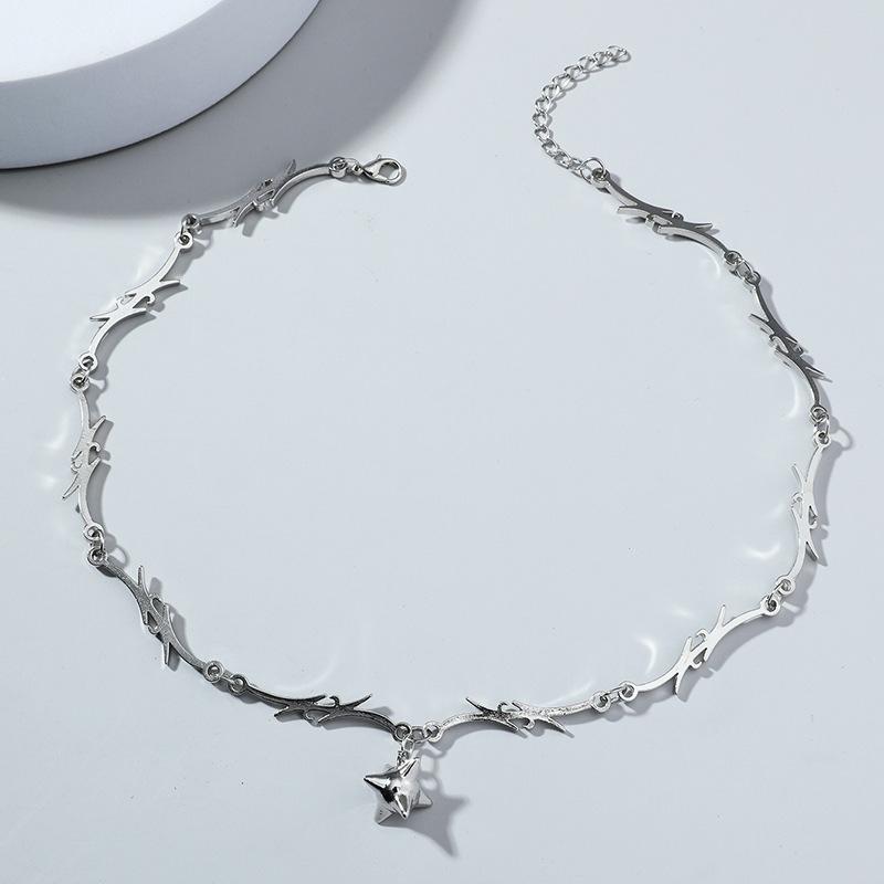 Ins Creative Thorns Iron Thorns Flame Collarbone Chain Necklace, New Hip Hop Sweater Necklace
