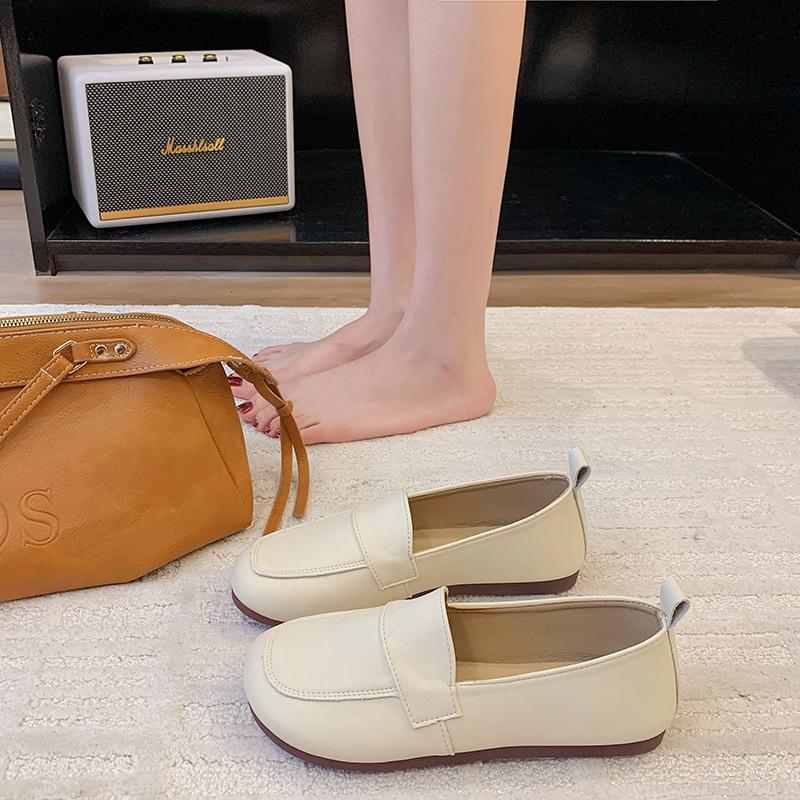 

Soft-soled Doudou shoes women s 2025 new summer retro big-headed grandma shoes boat shoes shallow leather shoes single shoes mother shoes 35 бежевый