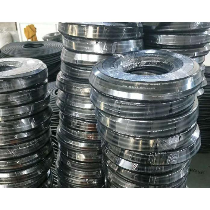 Nitrile rubber hose clamp steel wire rubber heat-resistant oil pipe diesel hose fuel nitrile low-pressure hose 1M heat-resistant