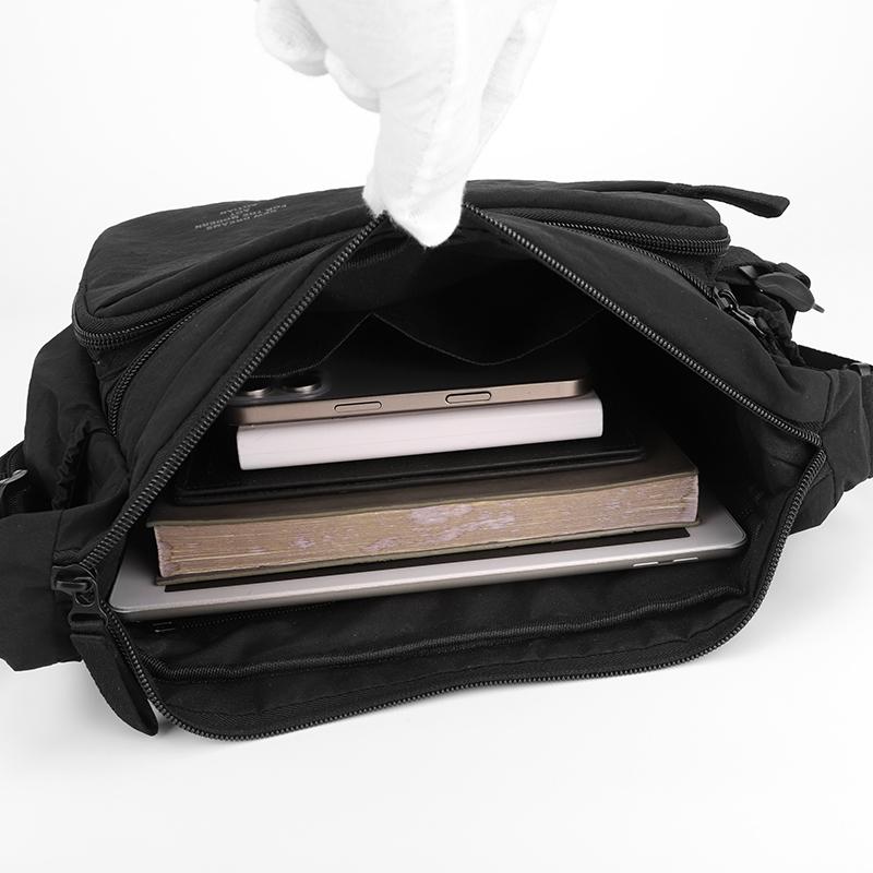 Large Capacity Shoulder Bag Multi-function Outdoor Short-distance Travel Bag