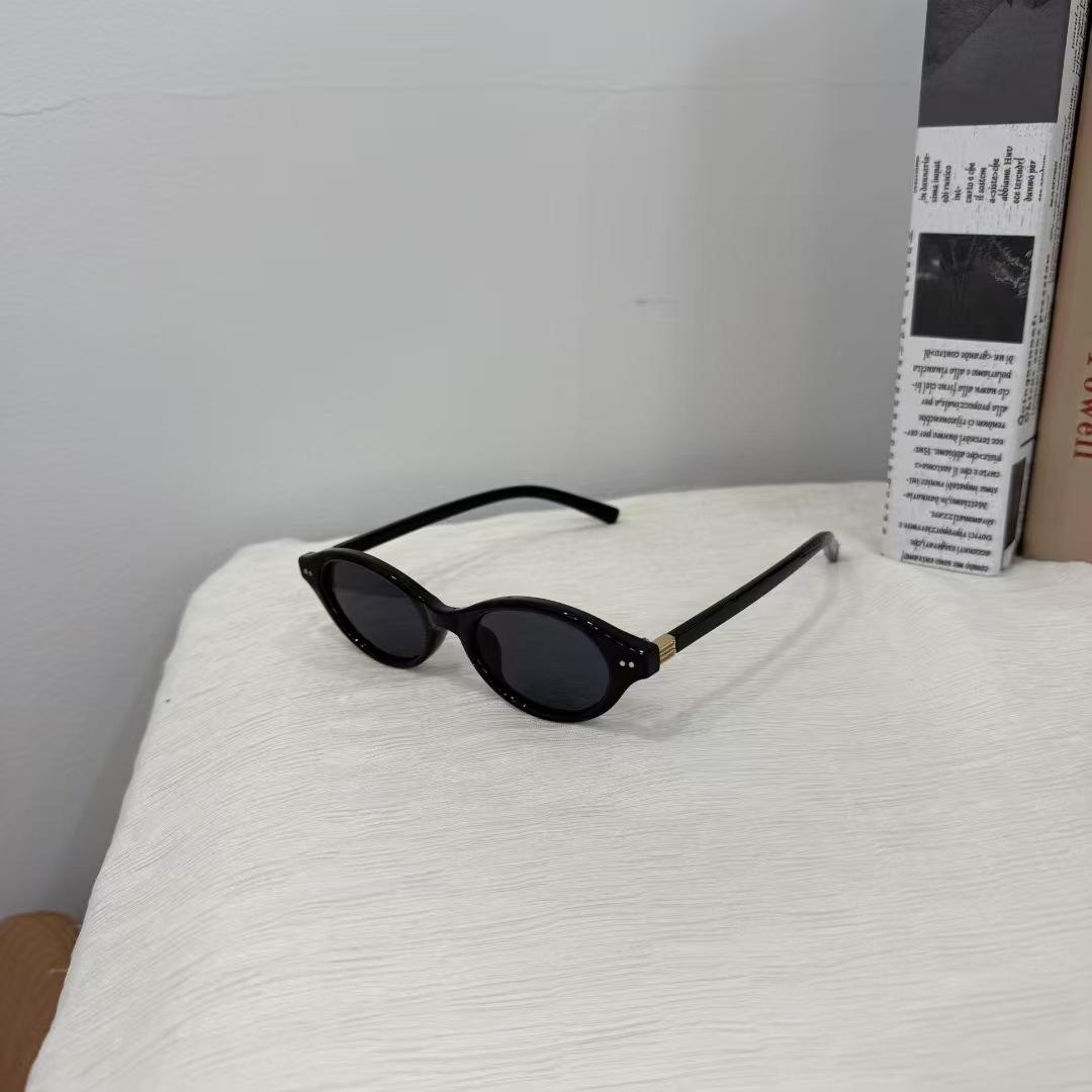 TR90 Women s Sunglasses Oval Shape UV400 Protection Lightweight Durable Campus Style Unisex Eyewear