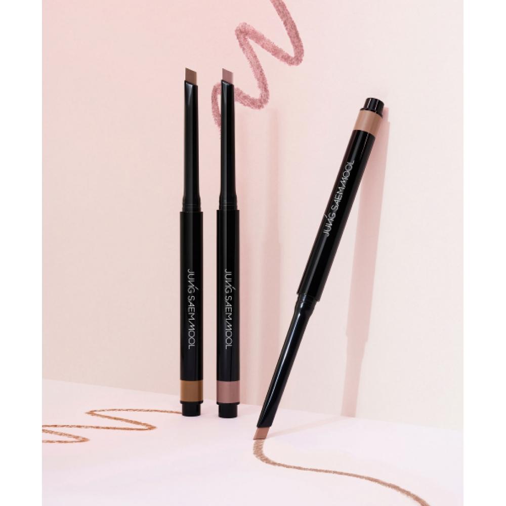 

Jungsaemmool [Lip Liner] Artist Drawing Lip Pencil Over brown