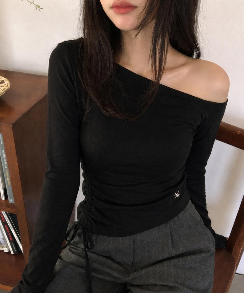 Lougeu Shirred Off-Shoulder Long Sleeve_Black