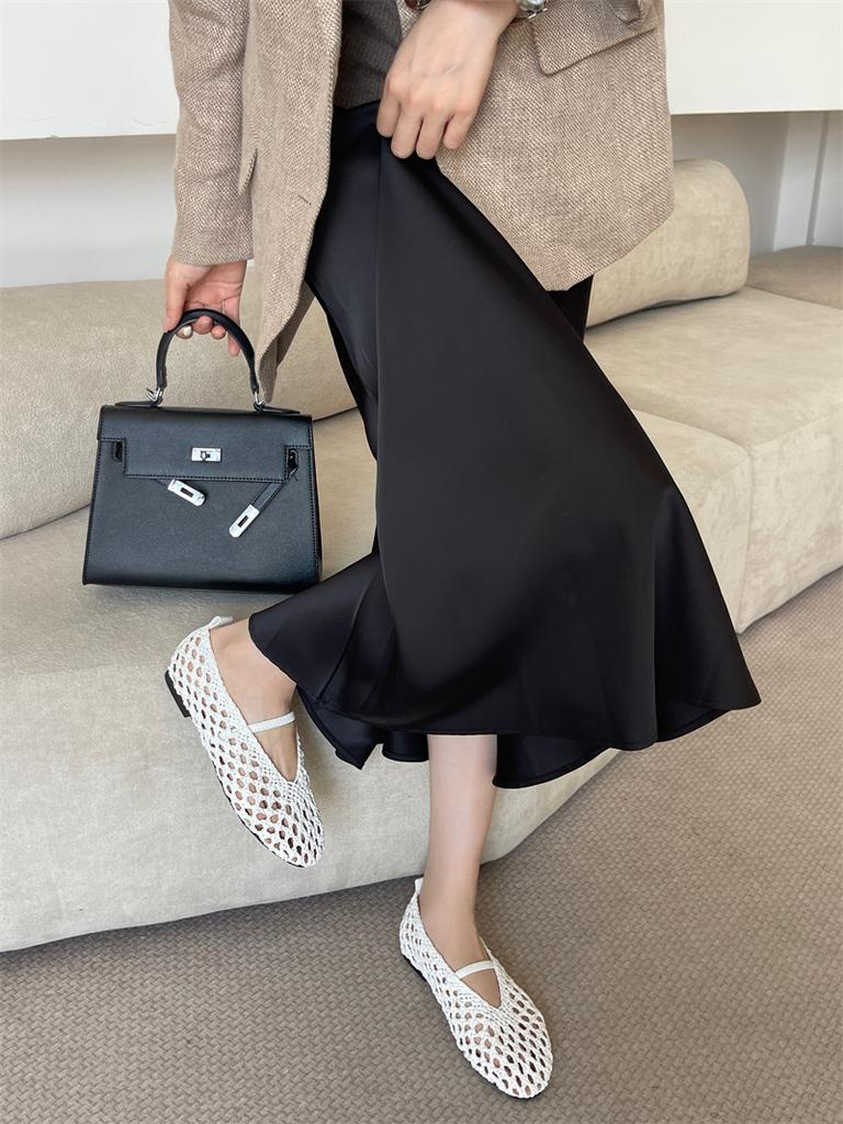 2025 new woven flat-soled single shoes hollow women's shoes