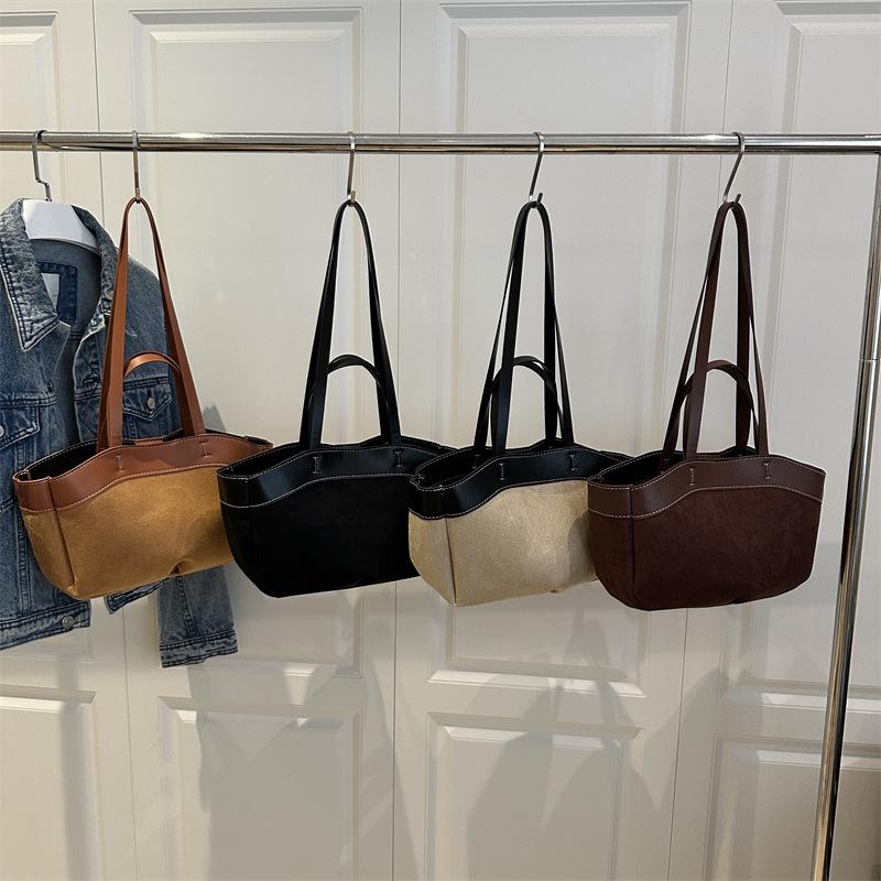 High Value Large Capacity Tote Bag Women's Autumn New Shoulder Bag Fashionable Simple Versatile Portable Bucket Bag