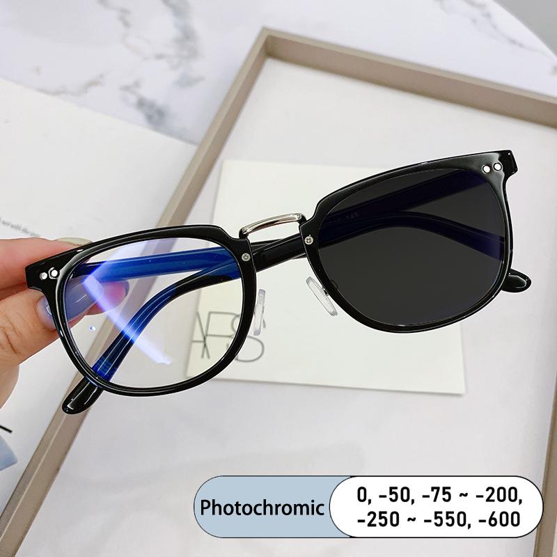 Fashion Ladies Cat Eye TR Frame Anti Blue Light Prescription Myopia Glasses Photochromic Custom Design