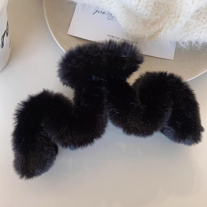 Autumn/Winter 2025 Plush Wave Claw Clip: Luxury Large Fluffy Hair Accessory for Women