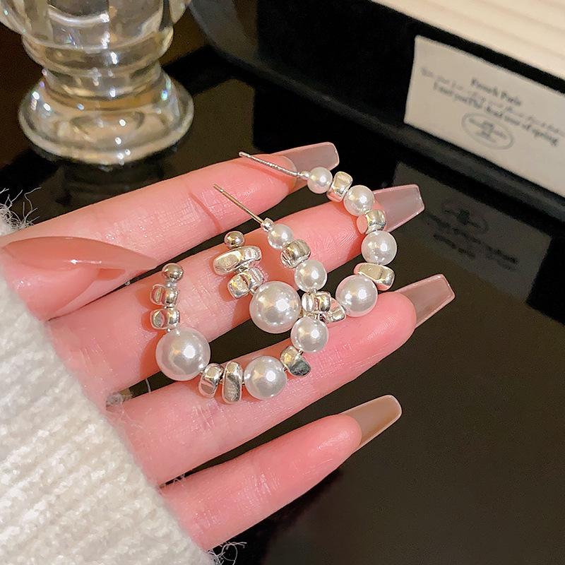 S925 Silver Needle Luxury Pearl & Cat's Eye Stone Earrings for Women – Elegant, All-Match Design.