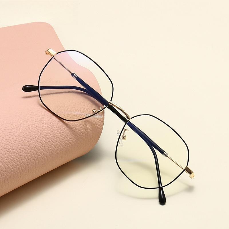 New Simple Polygonal Anti-blue Glasses Frame, Students Can Be Equipped with Degree Myopia Glasses, Plain Metal Flat Glasses