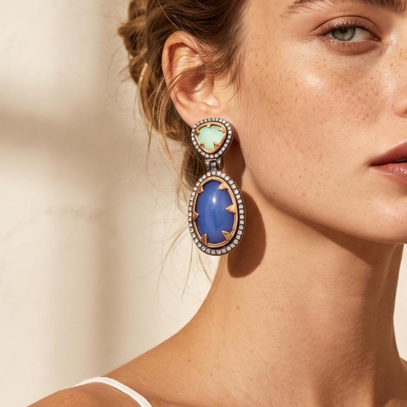 European and American Exaggerated Retro Full Diamond Geometric Resin Earrings Metal Feeling Women's Versatile Fashion Earrings Bohemian Style