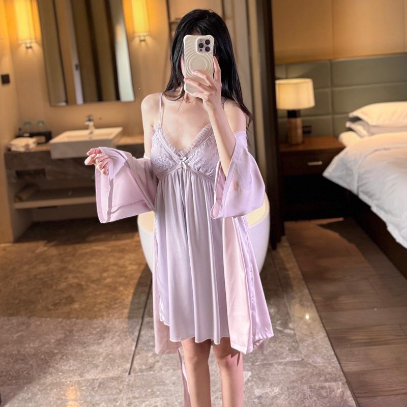 Nuovi pigiami estivi in seta ghiacciata da donna, sexy vestaglia con spalline in pizzo e imbottitura sul seno, vestaglia pura seduzione, abbigliamento da casa