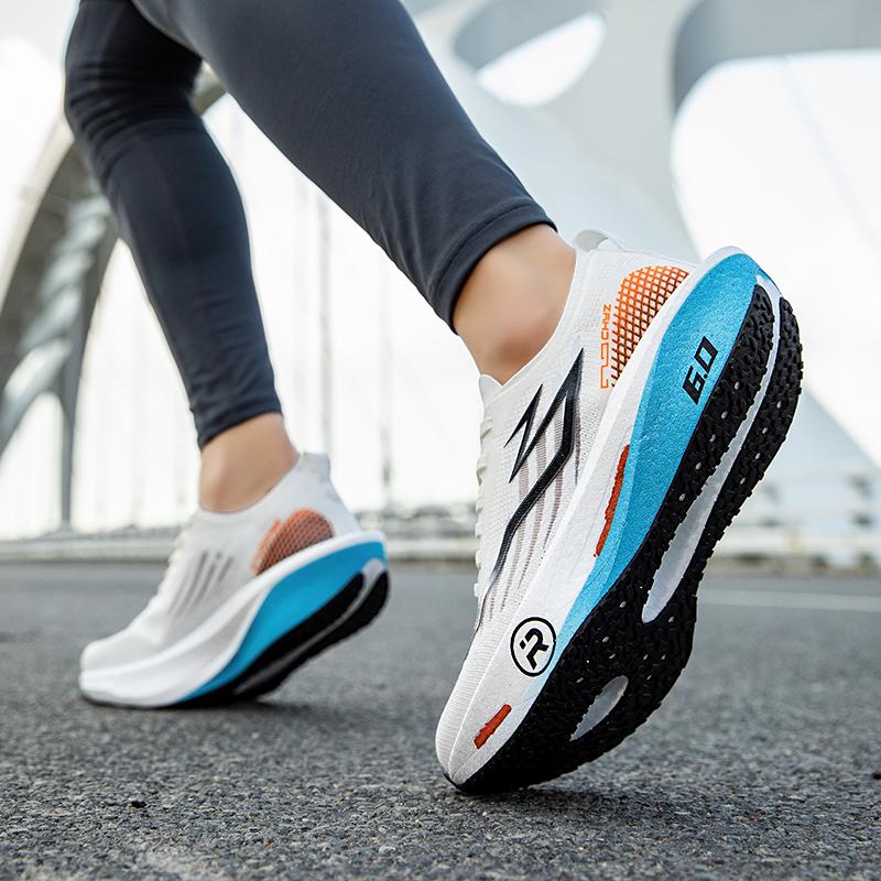 Scarpe da Corsa Speciali da Uomo per Maratona con Piastra in Carbonio Traspiranti Leggere Comode da Donna Atletiche Antiscivolo Ammortizzate Stabili Sneakers