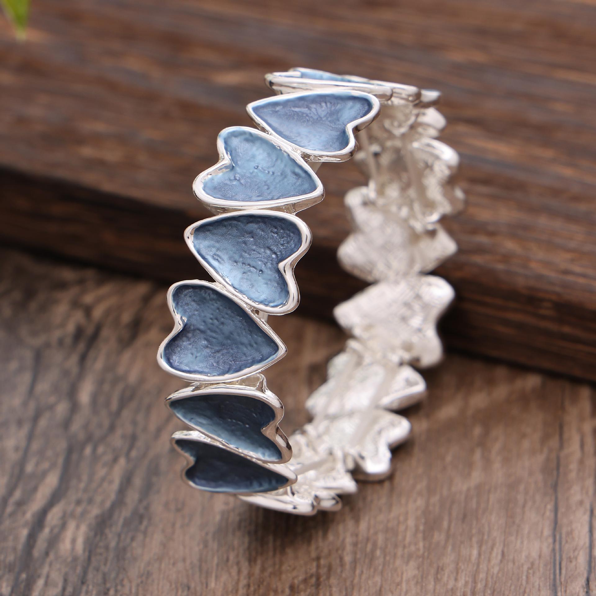 

Новый цветной масляный браслет-резинка с комбинацией любви, весенне-летний маленький свежий женский универсальный браслет в форме сердца