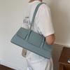 Retro simple portable shoulder bag women's bag autumn and winter new commuter niche underarm baguette bag