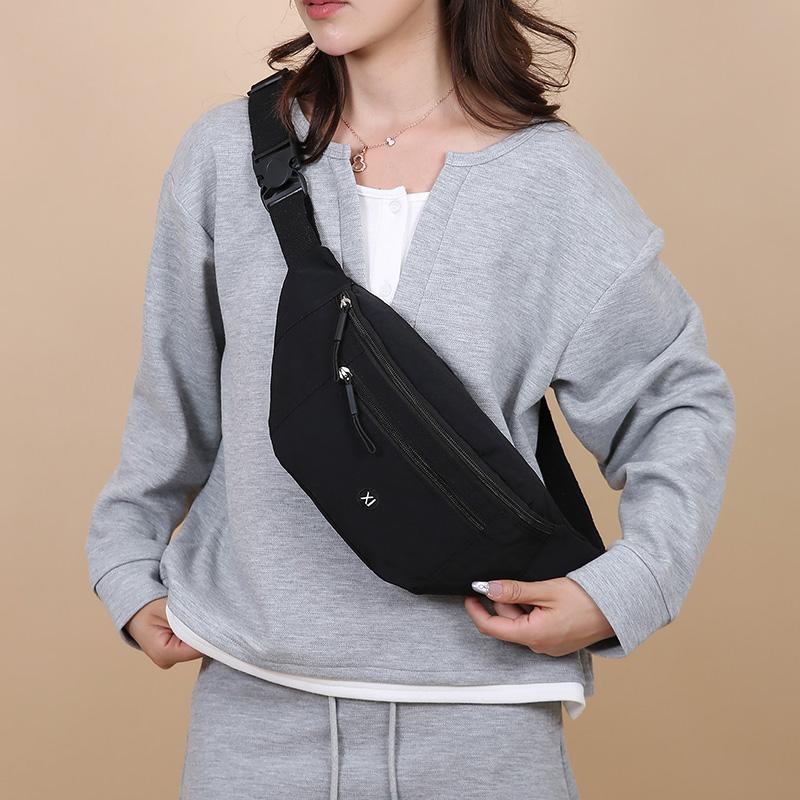 Women's Large nylon Waist Bag Casual Travel Phone Belt Pouch Fanny Pack Banana Bag - Fashionable Belt Bag for Women