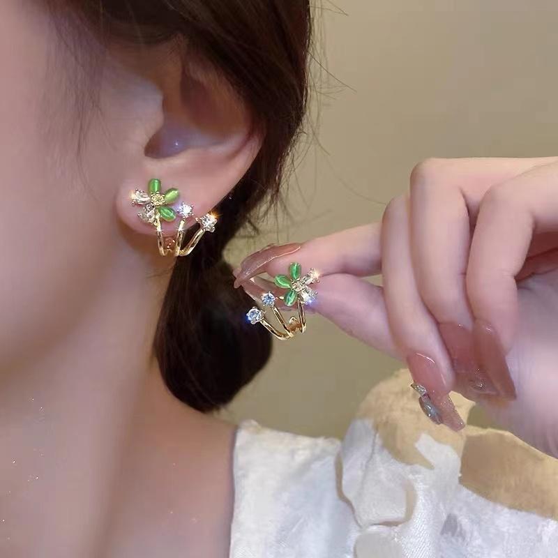 Trend Unique Design Elegant Delicate Zircon Pearl Flower Earrings Women Jewelry Wedding Party Gifts