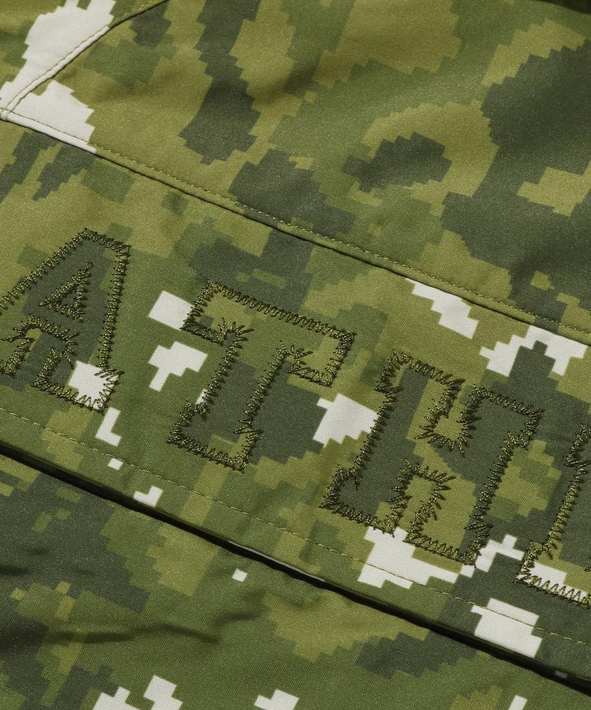 Bape Multi Pixel Camo Snowboard 2-Layer Jacket (M) Green