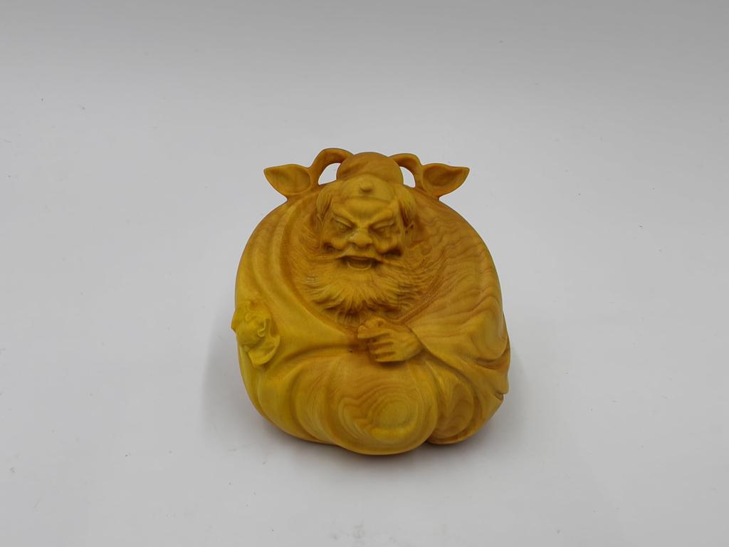 Wooden Buddha statue Boxwood 6cm Wooden sculpture Figurine Shoki Guardian deity for warding off evil and misfortune Good luck item Feng shui item leaf