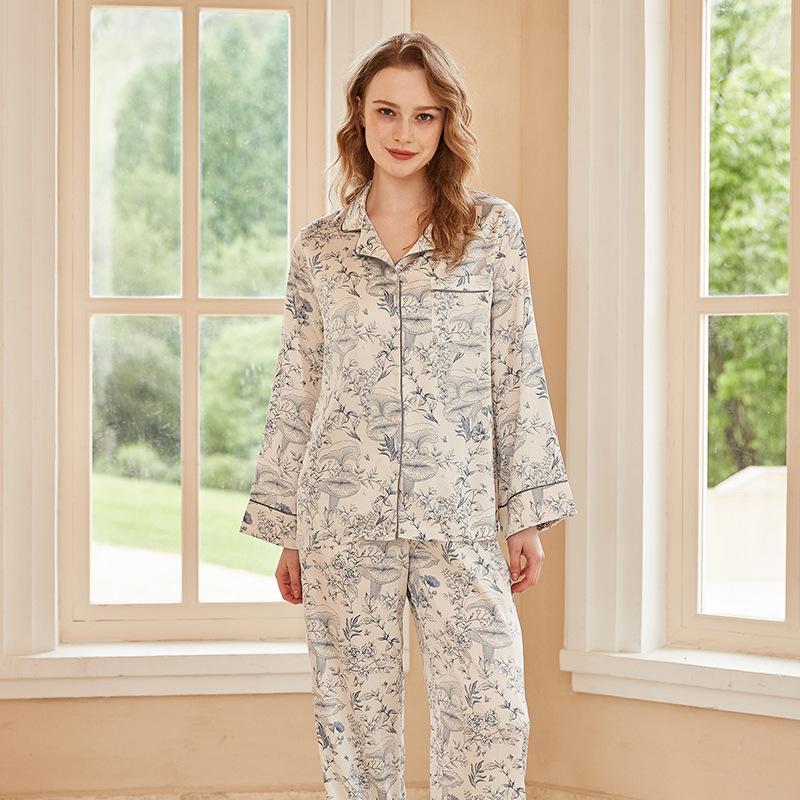 [Blue Mushroom] Ice Silk Pajamas Women's Spring and Autumn Long Sleeve Pants French Simulation Silk Can Wear Loungewear Outside