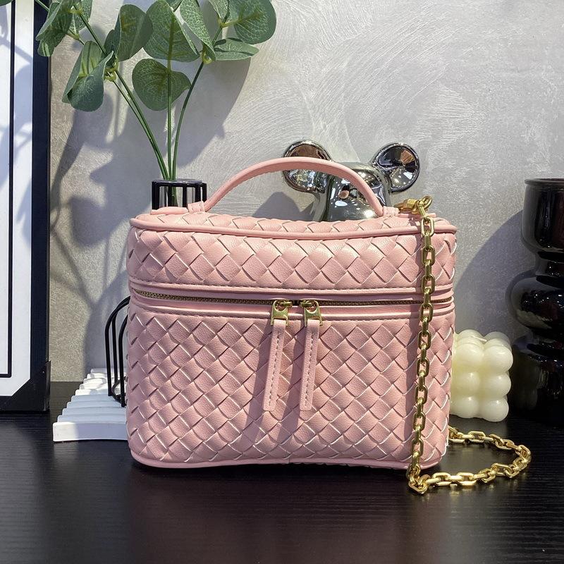 2026 New LP19 Hand-woven Bag Cross-border Explosive Lunch Box Bag Fashion Handbag Versatile Shoulder Messenger Bag