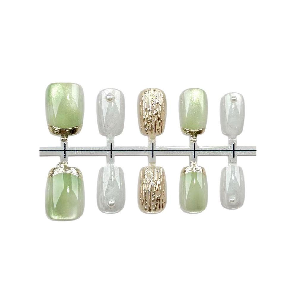 Ice-Clear Cat Eye Jade Green Wearable Short Nails with Gold Foil