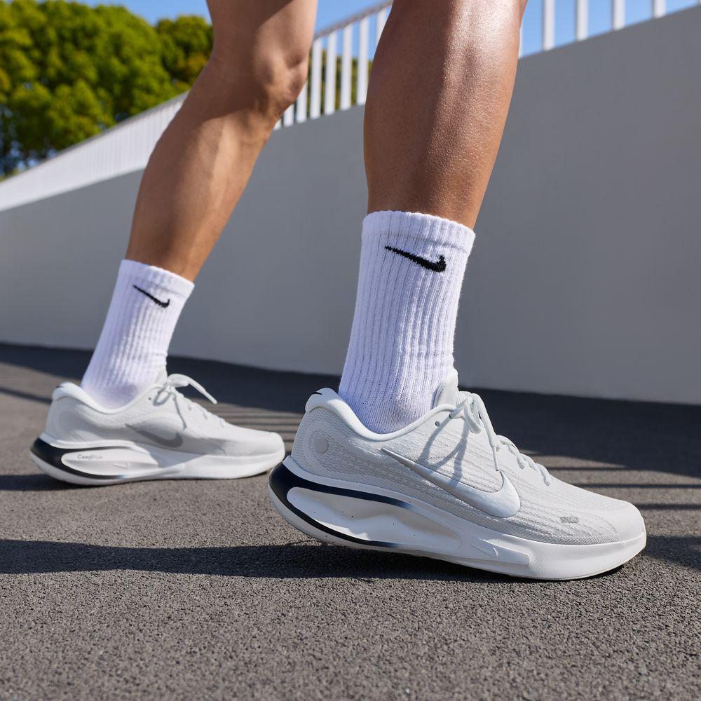 Nike Journey Run Summit White Black Silver 44.5