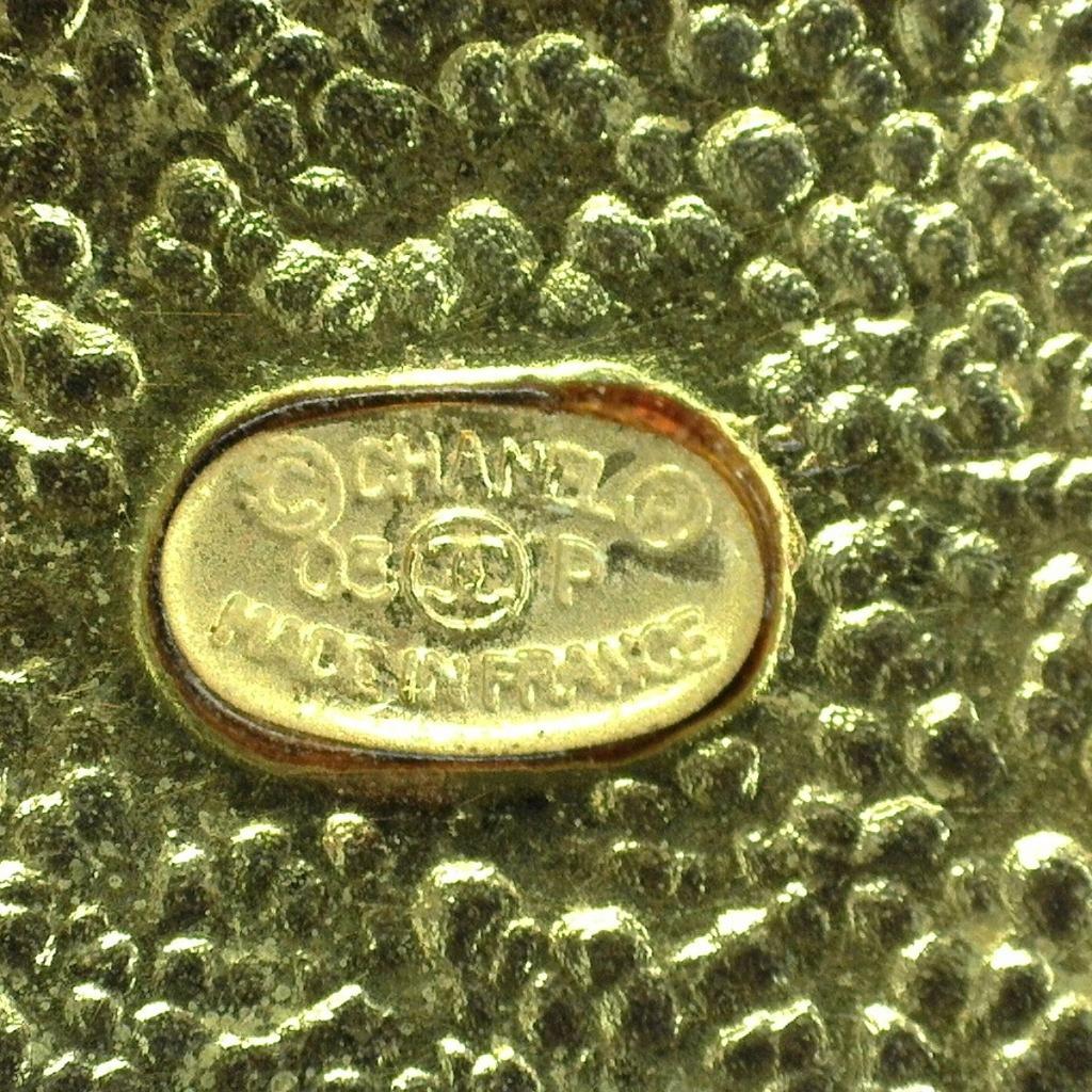 Chanel COCO Mark 031P Stilvoller Ausflug Kleeblatt Brosche Gold / Rosa Damen Gebraucht