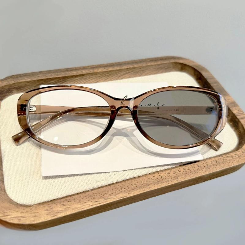 Small Frame Cat-Eye Photochromic Myopia Glasses Outdoor UV-Protective Goggles Anti-blue Light Turn Grey Minus Diopter Eyeglasses