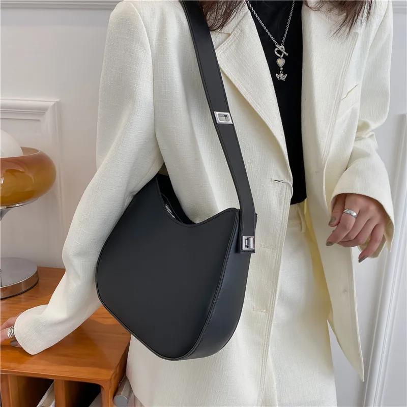 Casual High-end Women's Bag Armpit Bag Summer Simple and Trendy with Lock Texture Large Capacity Shoulder Bag Versatile