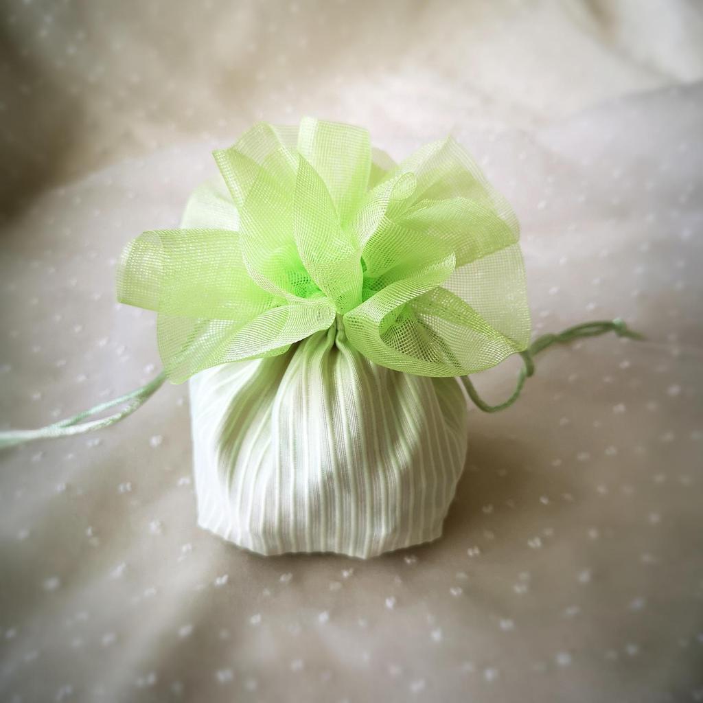 Chinese Style Red Velvet Scented Sachet and Candy Bag for Weddings