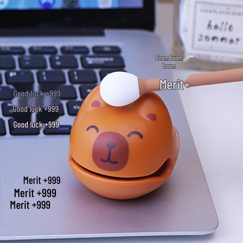 Capybara Wooden Fish Knock Decompression Toy: Cute Desktop Ornament for Kids' Birthday Gifts.