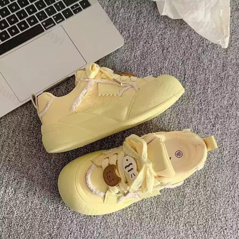 Cute Women's Casual Shoes 2026 Spring Autumn New Outdoor Fashion Platform Board Shoes Comfortable Height Increase Non Slip Flats