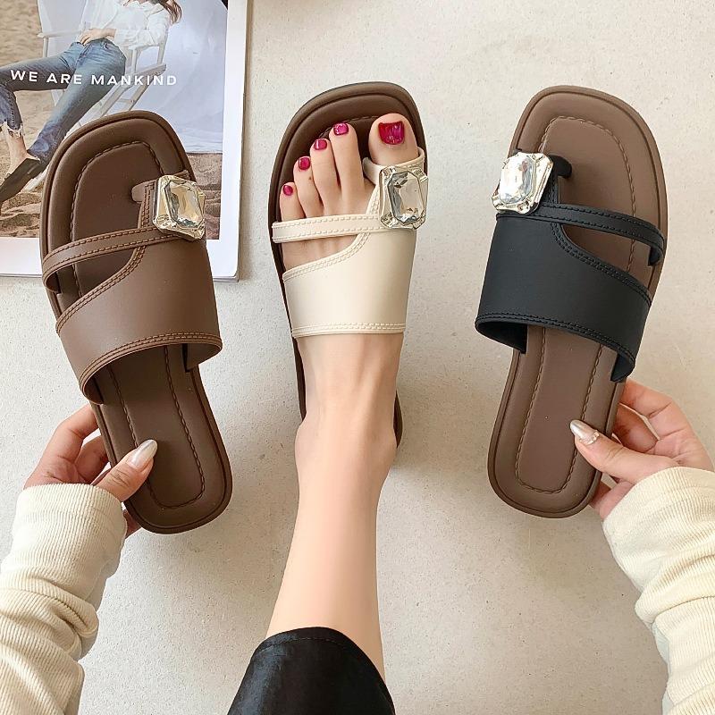 Set of Toe Slippers Women's Summer Wear New Retro Simple with Skirt Rhinestone Pedal Sandals