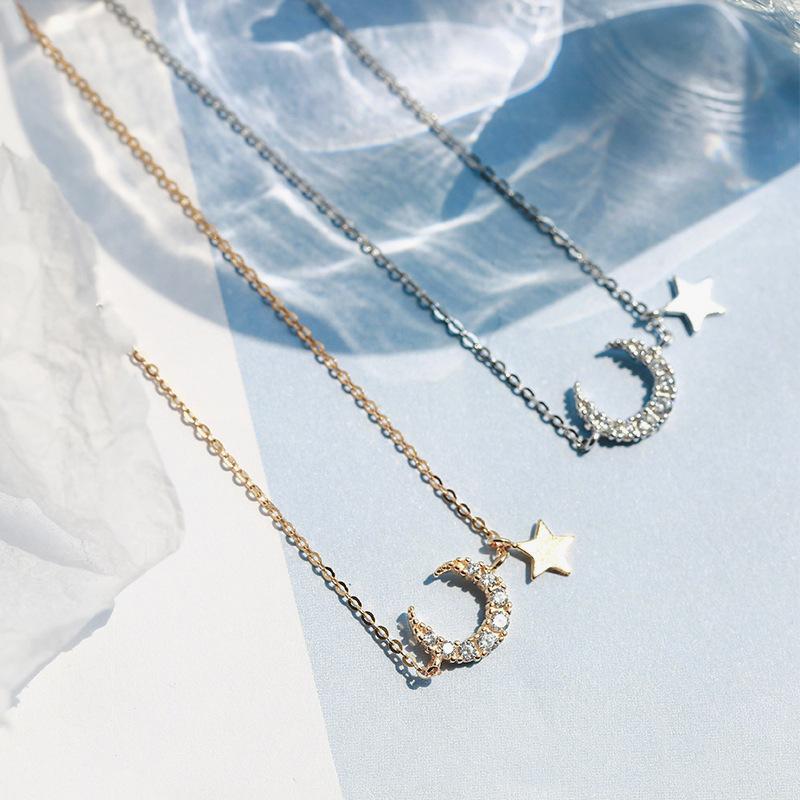 Star Moon Collarbone Chain Women'S Necklace Women'S Lamp Luxury Niche Simple Temperament Design Sense Ins Premium