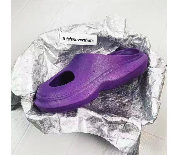 News 2025 Products Fashion Comfort Soft Garden Shoes Sandals Breathable Lightweight Big Size 45 Men/women Outdoor Beach Slippers