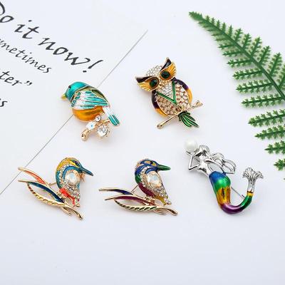 Pearl Inlaid Animal Brooch - Cartoon Style Oil Drop Alloy Corsage Jewelry for Women