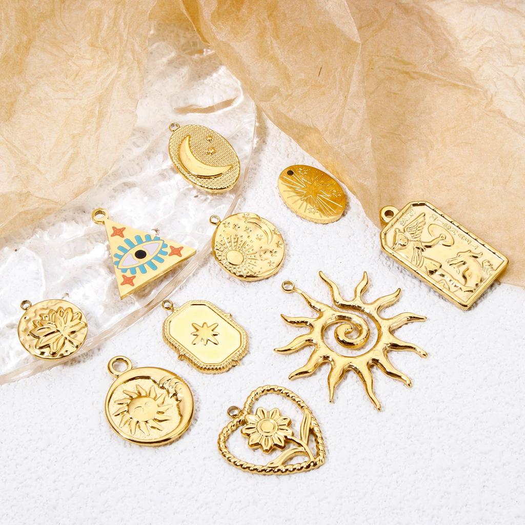 2 Pcs 304 Stainless Steel Charms Gold Plated Sun Moon Star Flower Pendants For DIY Necklace Bracelet Jewelry Making Findings
