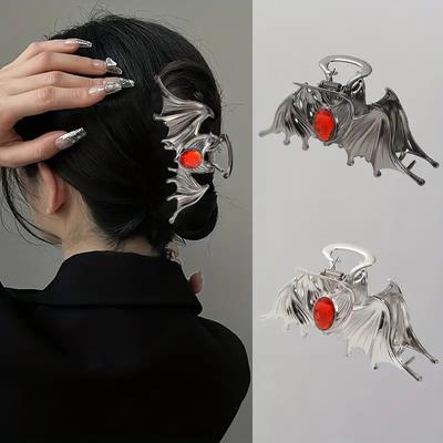 Dark Bat Hair Claws for Women Gothic Punk Hairpins Personality Metal Shark Clip Trendy Party Headwear Halloween Hair Accessories
