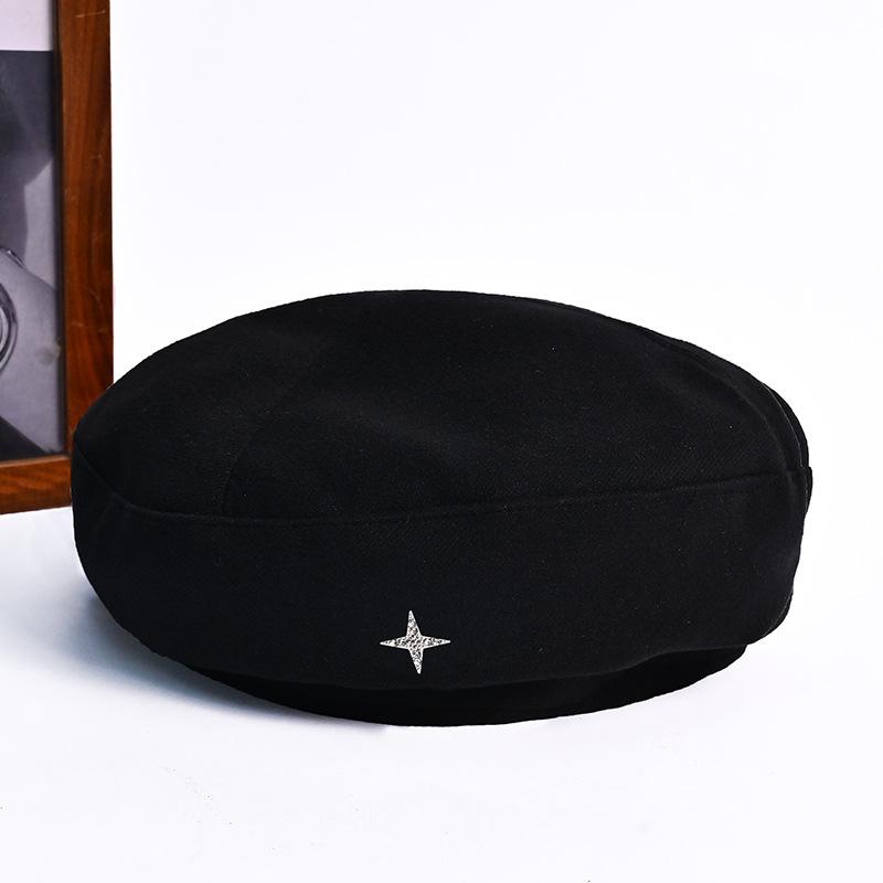 Silver Label Retro Four Point Star Beret Hat for Women In Autumn and Winter Casual Versatile Painter Hat British Style Face Small Pumpkin Hat