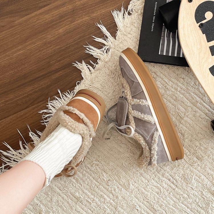 

Ретро универсальные кожаные тренировочные кроссовки на шнуровке женские новые плюшевые теплые шерстяные туфли из овечьей шерсти повседневные спортивные кеды 40